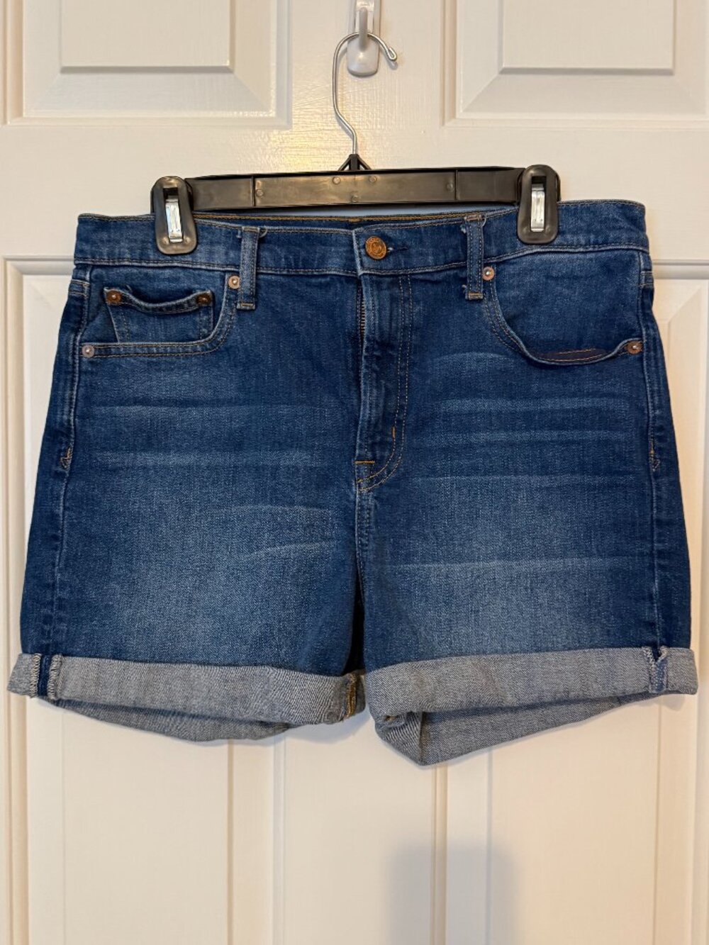 GAP Rolled Hem Bermuda Shorts_Size 30 Reg